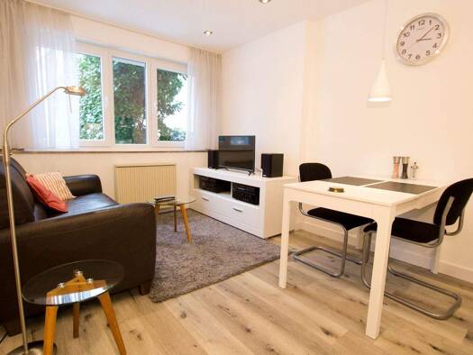 Wohnung zur Miete Wohnen auf Zeit 780 € 1,5 Zimmer 35 m² frei ab 01.04.2026 Hospitalstr. Benrath Düsseldorf 40597