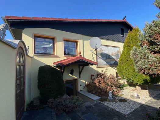 Einfamilienhaus zum Kauf 380.000 € 5 Zimmer 143 m² 990 m² Grundstück frei ab 01.06.2026 Saara Nobitz 04603