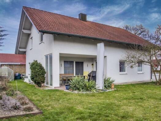 Einfamilienhaus zum Kauf 475.000 € 5 Zimmer 165 m² 591 m² Grundstück frei ab 01.10.2026 Wallersdorf 94522