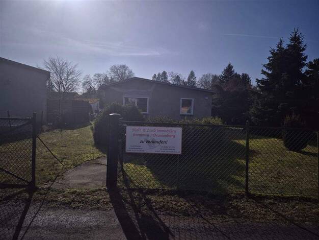 Bungalow zum Kauf 250.000 € 3 Zimmer 75 m² Oranienburg 16515
