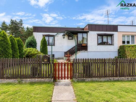 Einfamilienhaus zum Kauf 3.890.000 CZK Buková 8 Mezholezy u Horsovského Týna 34601