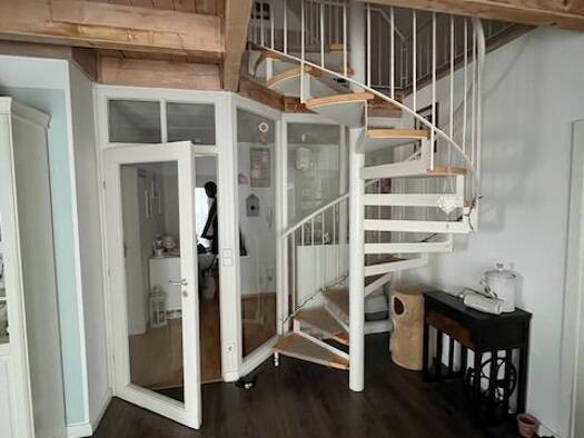 Wohnung zum Kauf 140.000 € 2,5 Zimmer 70 m² 1. Geschoss Seeben Halle (Saale) 06118