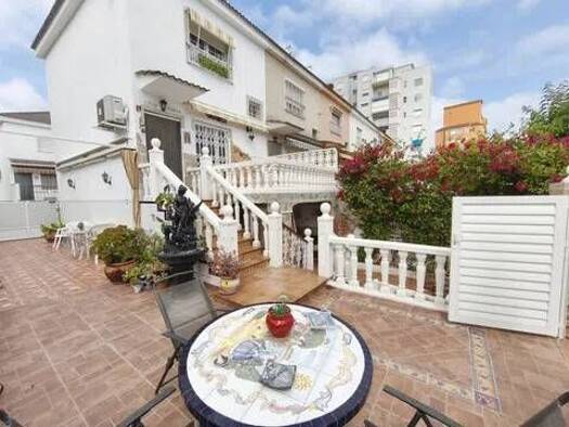 Reihenhaus zum Kauf 260.000 € 4 Zimmer 90 m² Navarra Oropesa 12594