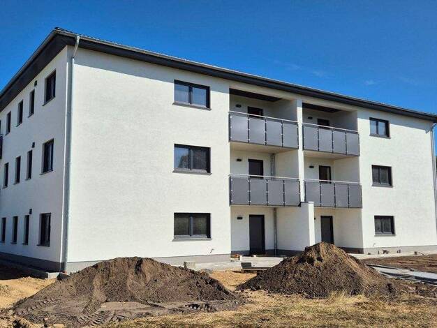 Terrassenwohnung zur Miete - Erstbezug 1.312 € 4 Zimmer 93,7 m² EG frei ab 01.10.2026 Tribseer Stralsund 18437