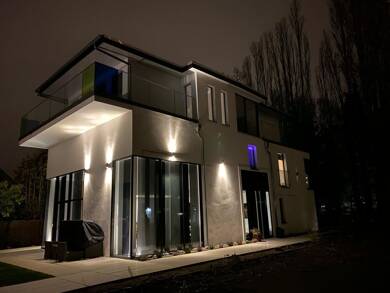 Mehrfamilienhaus zum Kauf provisionsfrei 1.050.000 € 9 Zimmer 348 m² 625 m² Grundstück frei ab sofort Bremen 28309
