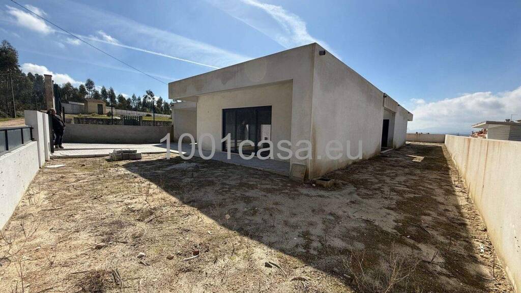 Einfamilienhaus zum Kauf provisionsfrei 395.000 € 5 Zimmer 235 m² 568 m² Grundstück Rio Maior 2040-346