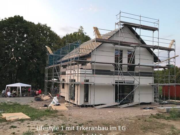 Haus zum Kauf provisionsfrei 233.449 € 4 Zimmer 134 m² 650 m² Grundstück Lichtenstein Lichtenstein 09350