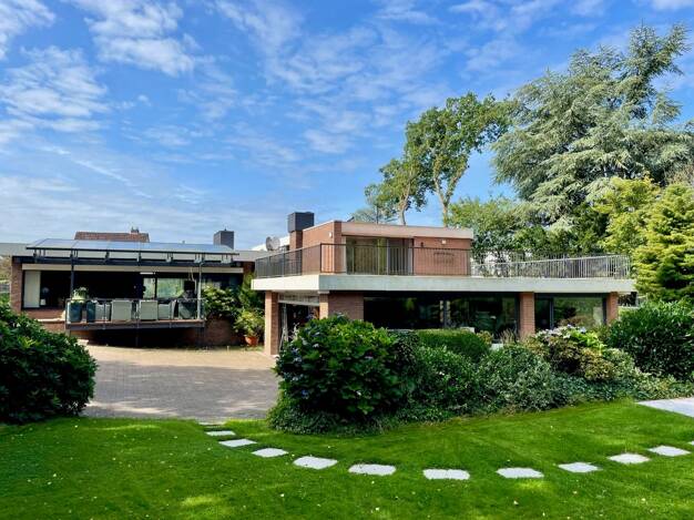 Bungalow zum Kauf 1.090.000 € 9 Zimmer 400 m² 2.367 m² Grundstück Uetersen 25436