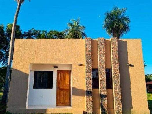 Haus zum Kauf 280.250.000 € 42 m² 415 m² Grundstück Luque