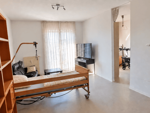Wohnung zur Miete 710 € 1 Zimmer 49,4 m² 5. Geschoss frei ab 01.12.2026 Gebbertstraße 72 Innenstadt Erlangen 91052