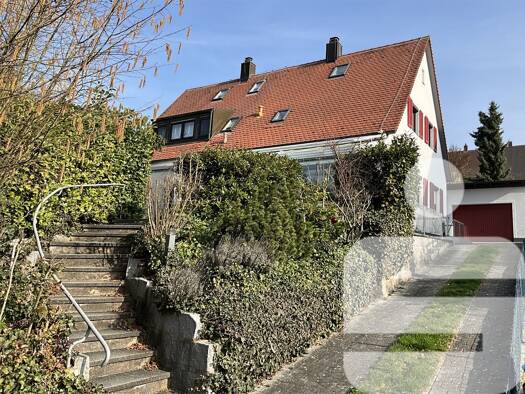Doppelhaushälfte zum Kauf 598.000 € 3 Zimmer 100 m² 551 m² Grundstück Gebersdorf Westliche Außenstadt 90449