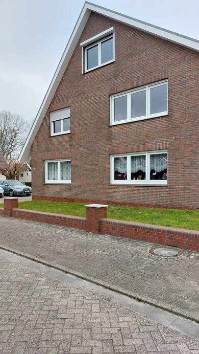 Wohnung zur Miete 825 € 3 Zimmer 88 m² EG frei ab 01.07.2025 Zetel Zetel 26340