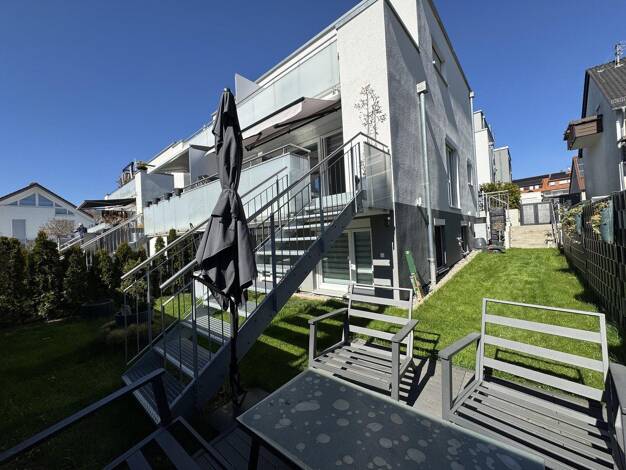 Doppelhaushälfte zur Miete 1.500 € 5,5 Zimmer 111 m² 128 m² Grundstück frei ab 01.08.2026 Heimsheim 71296