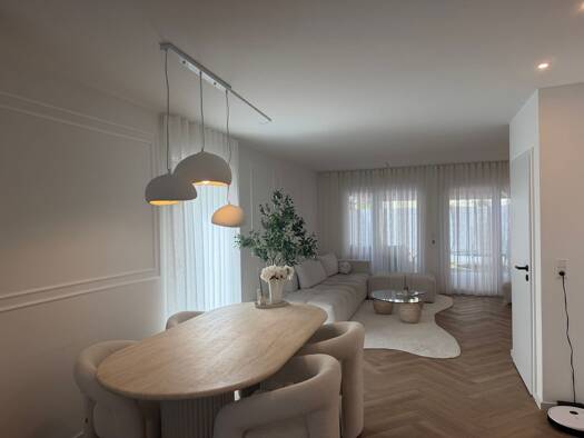Doppelhaushälfte zum Kauf 750.000 € 4,5 Zimmer 130 m² 182 m² Grundstück Ailingen Friedrichshafen 88048