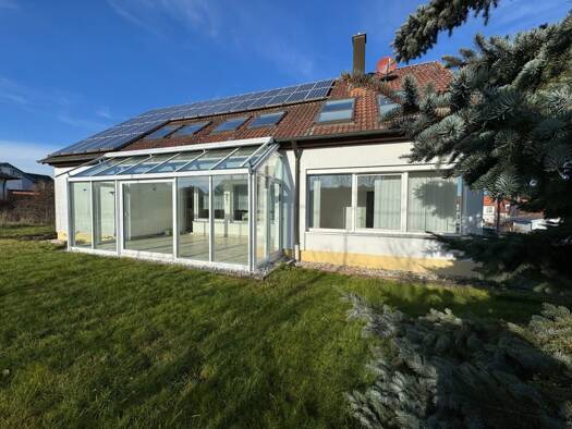 Mehrfamilienhaus zum Kauf 450.000 € 8 Zimmer 215 m² 928 m² Grundstück Burgoberbach Burgoberbach 91595