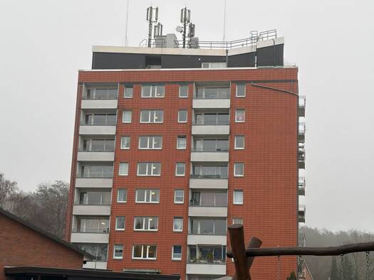 Wohnung zur Miete 550 € 1 Zimmer 38 m² Geschoss 3/7 frei ab sofort Geesthachter Straße 150 Geesthacht 21502