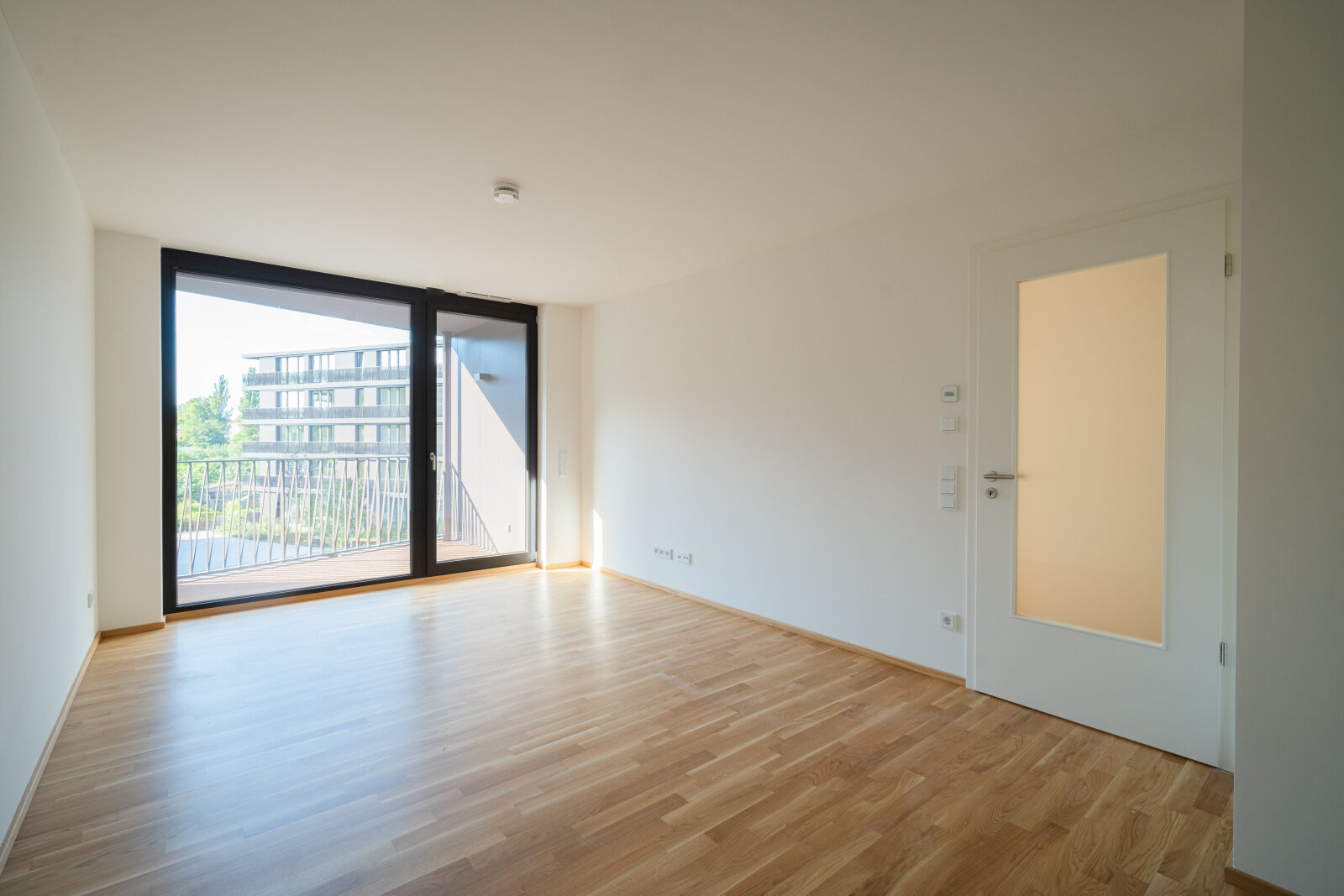 Wohnung zum Kauf provisionsfrei 314.300 € 2 Zimmer 54 m²<br/>Wohnfläche 1.<br/>Geschoss ab sofort<br/>Verfügbarkeit Leipziger Vorstadt (Eisenbahnstr.) Dresden 01127