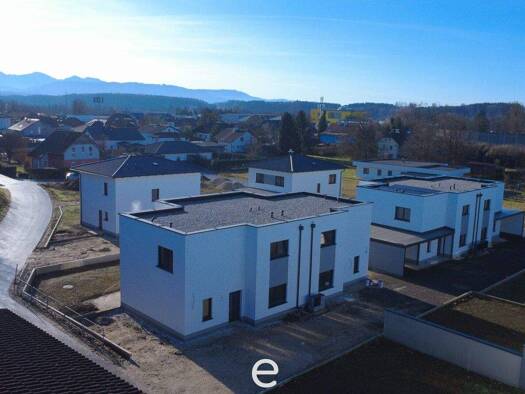 Doppelhaushälfte zum Kauf - Erstbezug 525.000 € 5 Zimmer 129,4 m² 335 m² Grundstück Laakirchen 4662