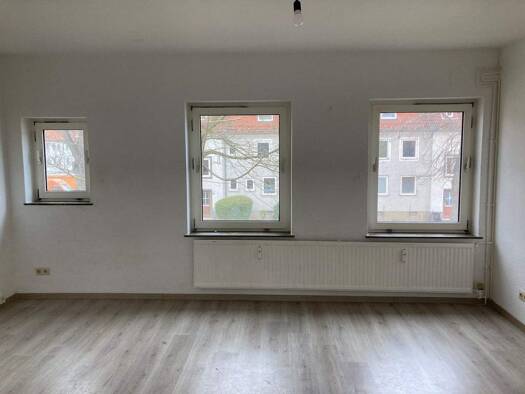 Wohnung zur Miete 318 € 3 Zimmer 57,5 m² 1. Geschoss Hummelweg 17 Lebenstedt Salzgitter 38226