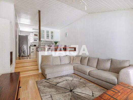 Reihenmittelhaus zum Kauf 312.000 € 3 Zimmer 84,5 m² 2.344 m² Grundstück Notkotie 53 Helsinki 00700