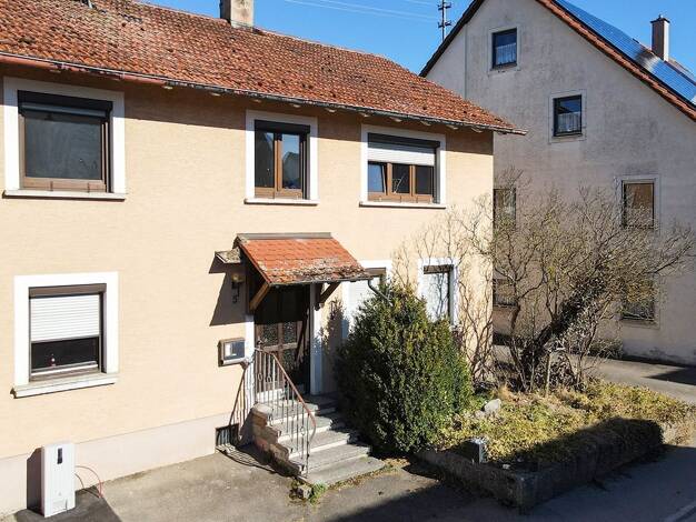 Einfamilienhaus zum Kauf 210.000 € 7 Zimmer 152,7 m² 1.130 m² Grundstück Kettenacker Gammertingen-Kettenacker 72501