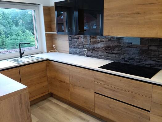 Wohnung zur Miete 700 € 2,5 Zimmer 80 m² Geschoss 1/2 frei ab sofort Norden 26506