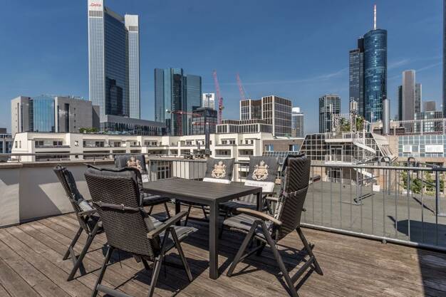 WG-Zimmer zur Miete Wohnen auf Zeit 450 € 14 m² Dachgeschoss, 6. Geschoss frei ab sofort Elbestraße 00 6.OG Bahnhofsviertel Frankfurt am Main 60329