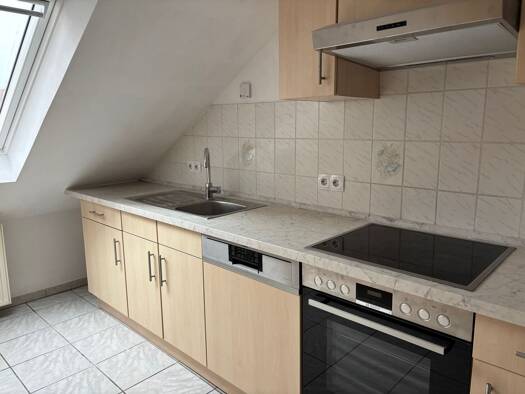 Wohnung zur Miete 600 € 3 Zimmer 57 m² Geschoss 2/3 frei ab sofort Hauptstraße 42 Eisingen 97249
