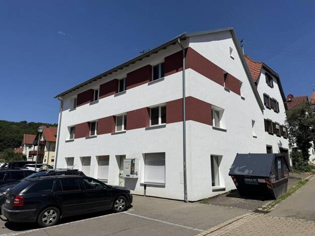 Mehrfamilienhaus zum Kauf provisionsfrei 640.000 € 13 Zimmer 326 m² 182 m² Grundstück Schulstraße 2 Würtingen St. Johann 72813