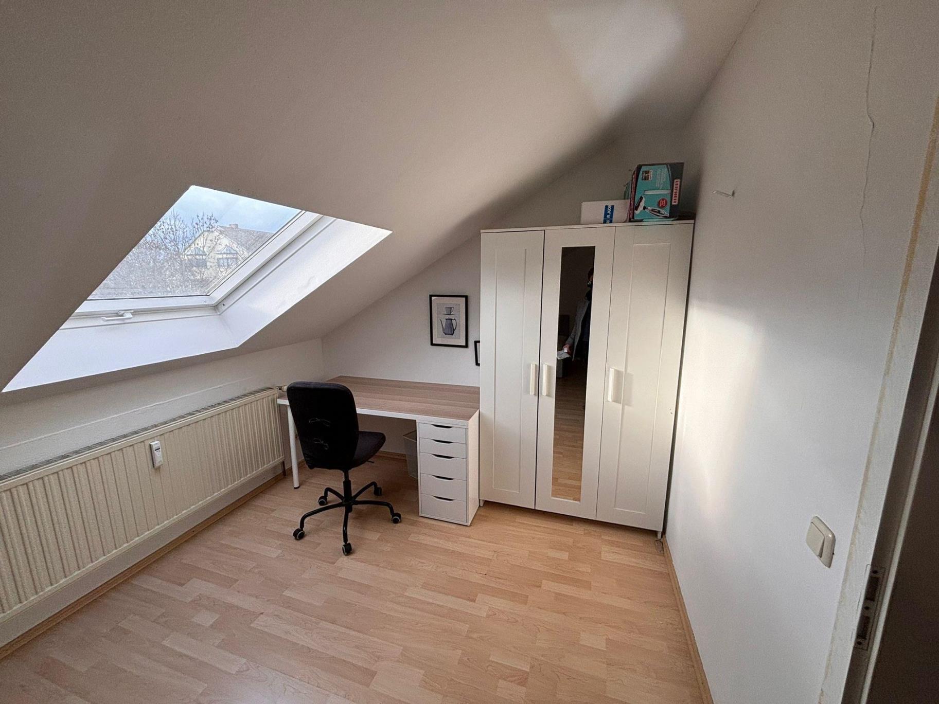 Wohnung zur Miete 550 € 1 Zimmer 24,1 m²<br/>Wohnfläche 4.<br/>Geschoss ab sofort<br/>Verfügbarkeit Burgunderstraße - Napoleonstein Regensburg 93053