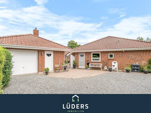 Bungalow zum Kauf 378.000 € 6 Zimmer 179 m² 1.305 m² Grundstück frei ab 01.09.2025 Humptrup 25923