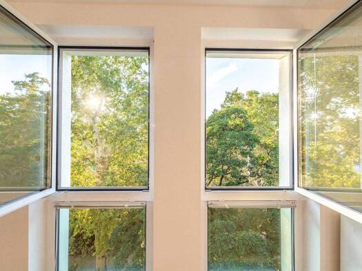 Wohnung zur Miete 1.733 € 3 Zimmer 85 m² 5. Geschoss frei ab 01.04.2026 Porzellangasse Wien 1090