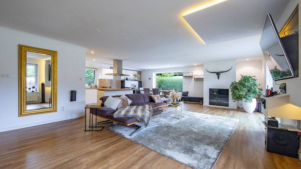 Einfamilienhaus zum Kauf 5 Zimmer 215 m² 1.594 m² Grundstück Eyendorf 21376