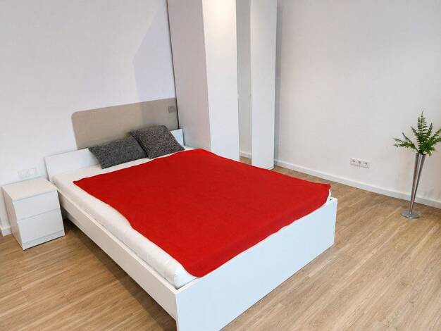 Mehrfamilienhaus zum Kauf provisionsfrei 215.000 € 3 Zimmer 52,3 m² 181 m² Grundstück Deutschordenstraße 7 Sontheim Heilbronn 74081