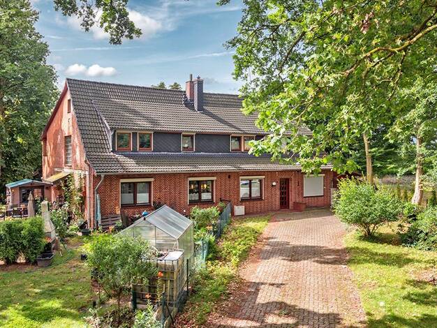 Mehrfamilienhaus zum Kauf als Kapitalanlage geeignet 420.000 € 9 Zimmer 300 m² 3.724 m² Grundstück Kampen Welle 21261