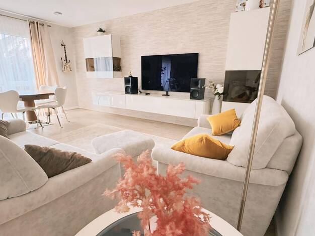 Wohnung zur Miete 1.990 € 3 Zimmer 93 m² 1. Geschoss frei ab 01.10.2026 Hannenstieg 78 Bramfeld Wandsbek 22175