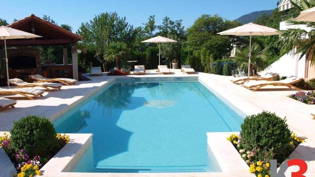 Haus zum Kauf 1.450.000 € 10 Zimmer 500 m² Opatija 0