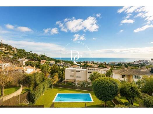 Villa zum Kauf 695.000 € 4 Zimmer 196 m² Sitges 08860