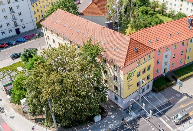 Wohnung zur Miete 469 € 3 Zimmer 67 m²<br/>Wohnfläche 3.<br/>Geschoss 15.12.2024<br/>Verfügbarkeit Leipziger Straße 23 Semmelweisstraße Magdeburg 39112