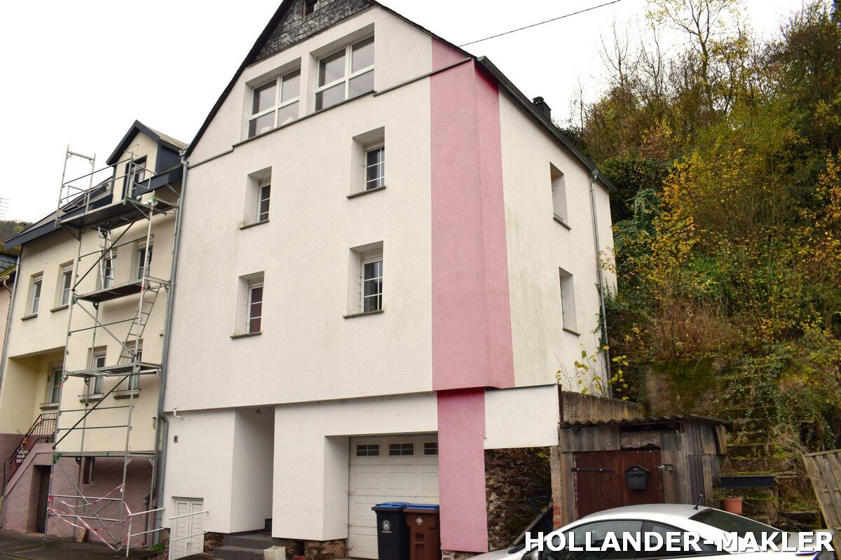 Reihenendhaus zum Kauf 60.000 € 4 Zimmer 106 m²<br/>Wohnfläche 313 m²<br/>Grundstück ab sofort<br/>Verfügbarkeit Briedel Briedel 56867