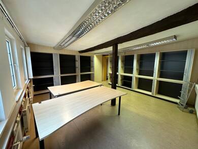 Bürogebäude zur Miete 650 € 110 m² Bürofläche Eudorf Alsfeld 36304