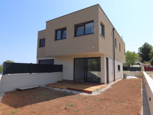 Einfamilienhaus zum Kauf - Erstbezug 380.000 € 4 Zimmer 106 m² Tisno 22000