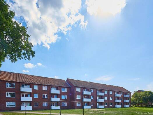 Wohnung zur Miete 653 € 3 Zimmer 72,5 m² frei ab 01.04.2026 Paul-Böhm-Straße 89 Stör Neumünster 24539