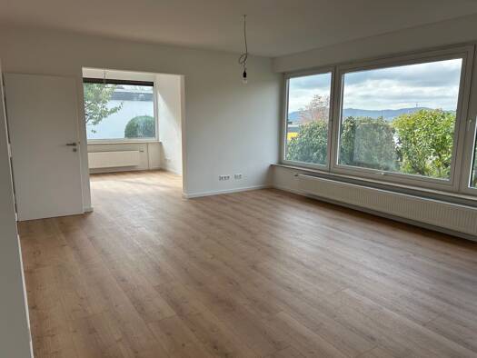Einfamilienhaus zur Miete 2.300 € 4,5 Zimmer 125 m² 402 m² Grundstück frei ab sofort Königstein Königstein 61462