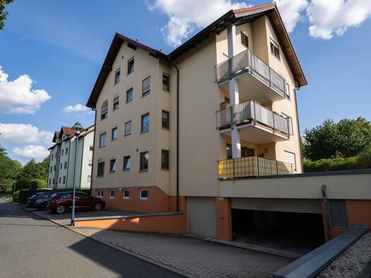 Wohnung zum Kauf 109.000 € 3 Zimmer 65 m² 1. Geschoss Naumburg Naumburg (Saale) 06618