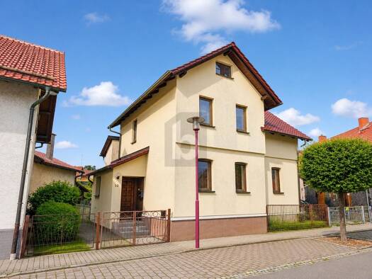 Einfamilienhaus zum Kauf 74.900 € 7 Zimmer 112 m² 349 m² Grundstück Themar Themar 98660