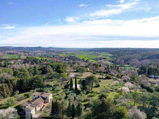 Einfamilienhaus zum Kauf 1.595.000 € 9 Zimmer 208 m² 25.516 m² Grundstück UZES 30700