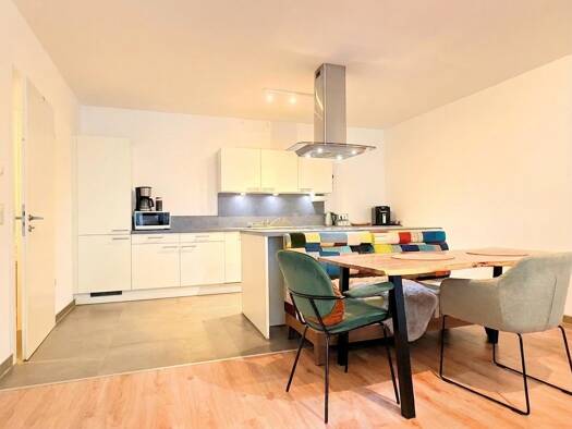 Wohnung zur Miete 1.300 € 2 Zimmer 103 m² 1. Geschoss frei ab sofort Chrysanderstraße 122 Bergedorf Hamburg 21029