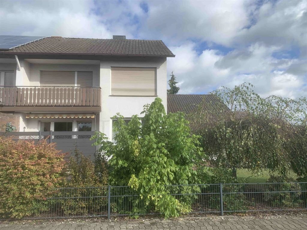 Doppelhaushälfte zum Kauf 265.000 € 8 Zimmer 180 m²<br/>Wohnfläche 669 m²<br/>Grundstück Rahden Rahden 32369