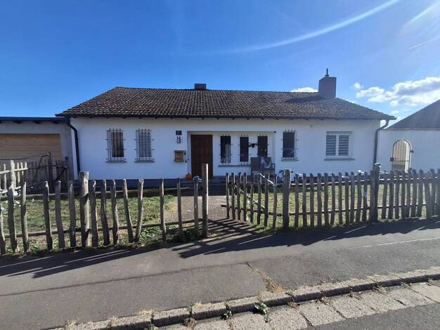 Einfamilienhaus zum Kauf provisionsfrei 359.000 € 7 Zimmer 180 m² 950 m² Grundstück Blumenstraße 27 Idar-Oberstein 55743